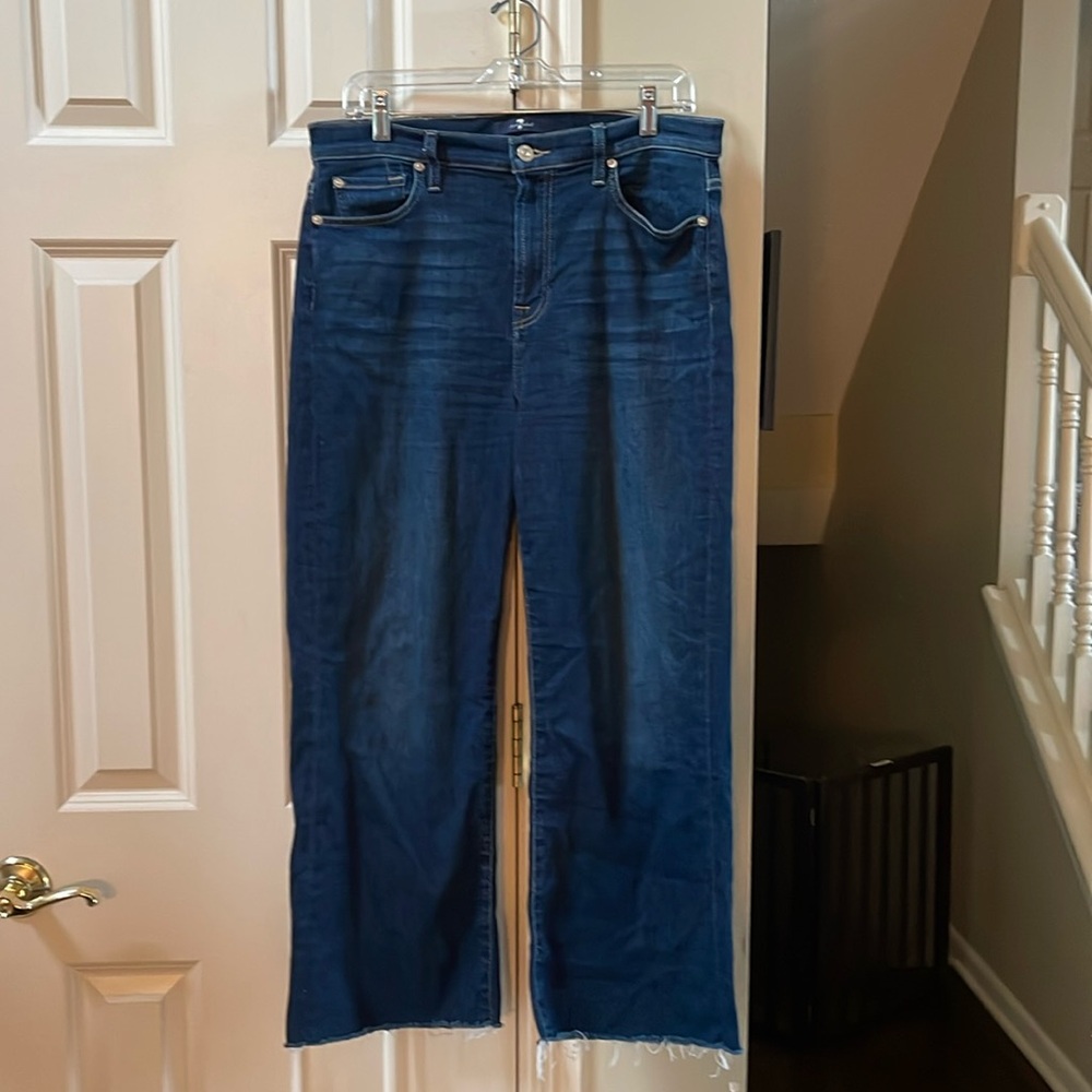 7 For All Mankind dark wash Cropped Alexa Denim Jean, size 31